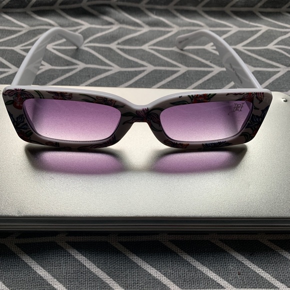 Ed Hardy White Sunglasses with Pink Lenses - Picture 2 of 5